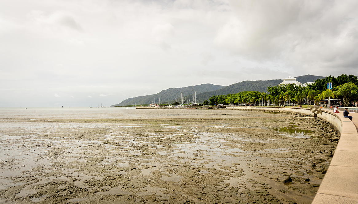 Ocean, Cairns