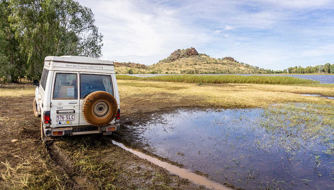 Chinamen Creek, Stuck