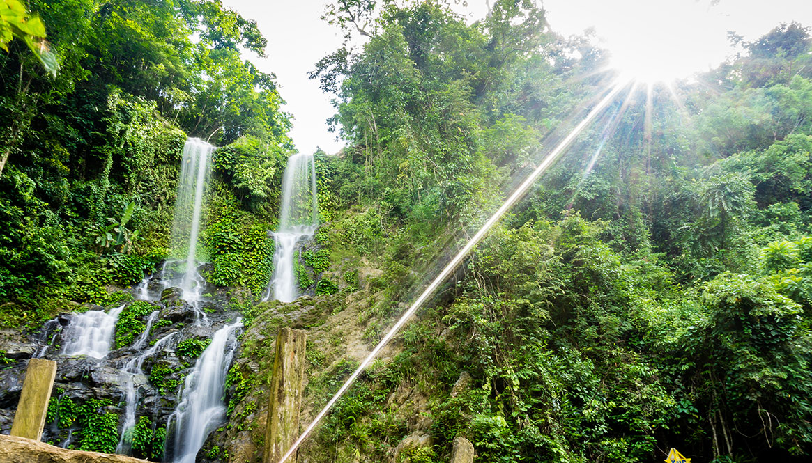 Falls, Mindoro