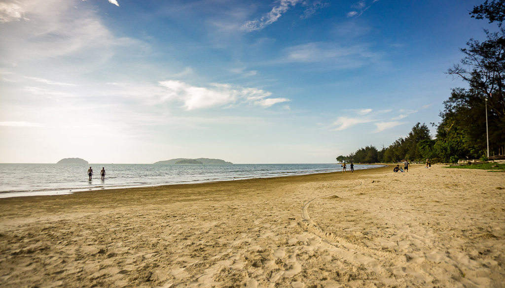 Tanjung Aru Beach, SABAH